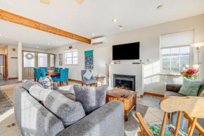 Walk to Beach Pacific City Home with Bay Views!